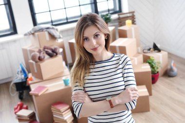 Eve taşınırken çok tatlı bir kızdı.