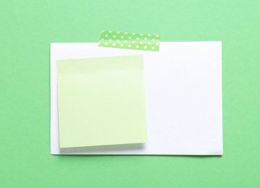 Etiket. Notlar için kağıt çıkartmalar