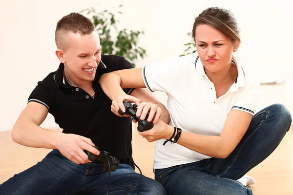 Fröhliches Glückliches Paar Posiert Hause — Stockfoto