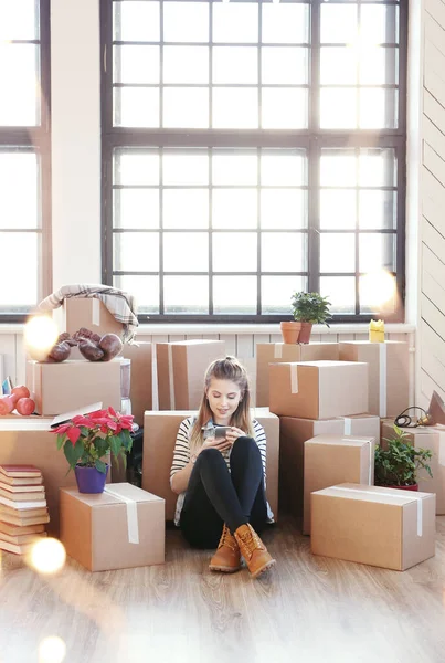 Eve taşınırken çok tatlı bir kızdı.