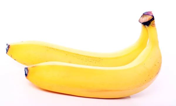 Bananas Amarelas Frescas Sobre Fundo Branco — Fotografia de Stock