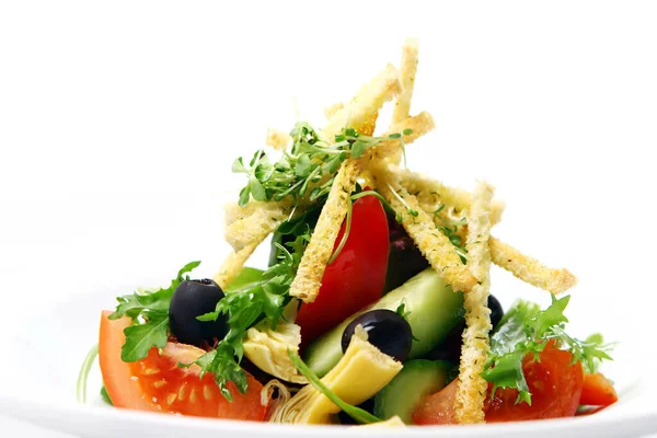 Frischer Salat Aus Gemüse Der Saison Mit Croutons Einer Schüssel — Stockfoto