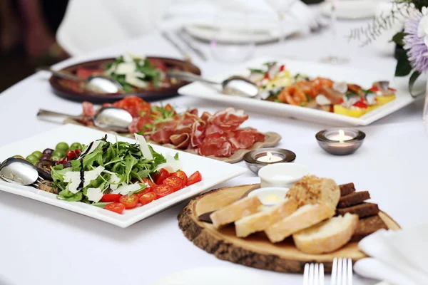 Sebzeli et dilimleri.