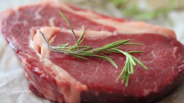 Ham Taze Bifteğin Kapanışı