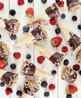 Donmuş tatlı. Nefis çikolatalı dondurma.