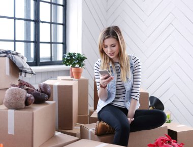 Eve taşınırken çok tatlı bir kızdı.