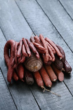 Yemek, et. Masada nefis sosis var.