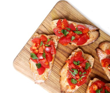 Lezzetli bruschetta tahtada.