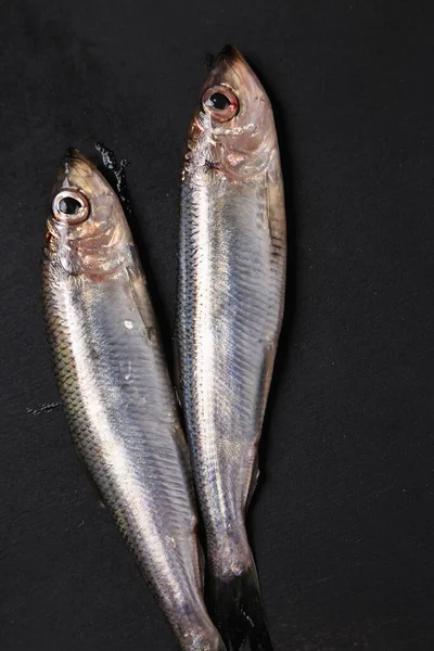 Delizioso Pesce Crudo Sul Tavolo — Foto Stock