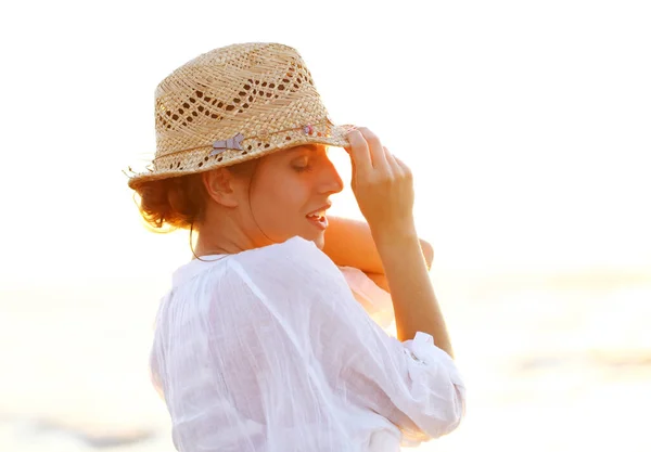 Young Beautiful Woman Wearing Hat Sunset Light — Stock Photo, Image