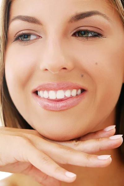 Portrait Beautiful Woman Who Holding Her Hands Hear Her Face — Stock Photo, Image