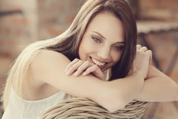 Estilo Vida Mulher Encantadora Casa — Fotografia de Stock