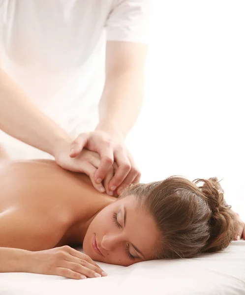 Portret Van Mooie Blanke Vrouw Genieten Van Massage — Stockfoto