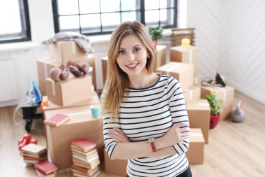 Eve taşınırken çok tatlı bir kızdı.