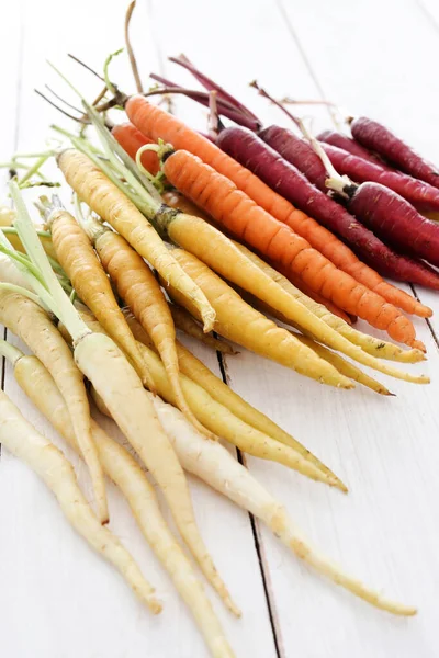 Zanahorias Coloridas Mesa — Foto de Stock