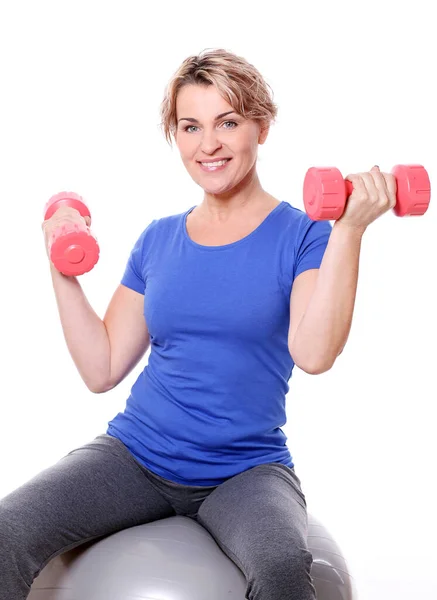 Frau Mittleren Alters Posiert Sport Und Gesundes Lebenskonzept — Stockfoto