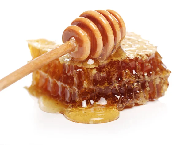 Taze bal peteklerini kapatın.