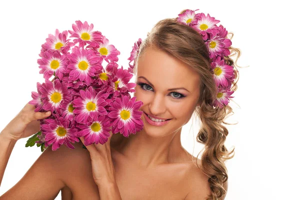 Hermosa Mujer Caucásica Con Flores Pelo Las Manos Aisladas Sobre — Foto de Stock