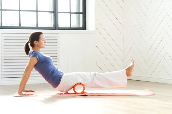 Fitness Woman Pilates Workout — Stock Photo, Image