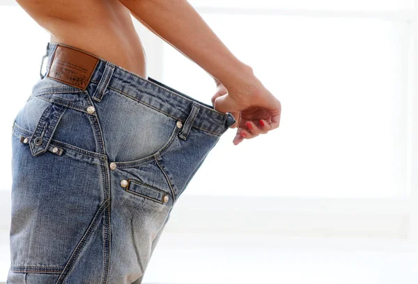 Woman Wearing Old Jeans Weight Loss — Stock Photo, Image