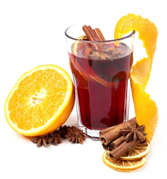 Portakallı tarçın ve sıcak şarap.