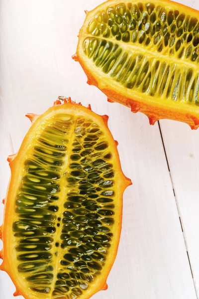 Kiwano Fruta Melão Com Chifres Mesa — Fotografia de Stock