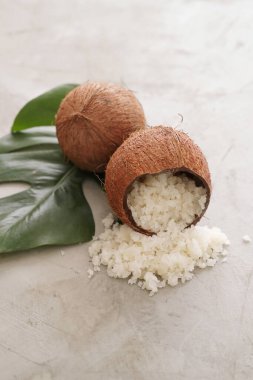 Sağlık ve kaplıca. Masada deniz tuzu