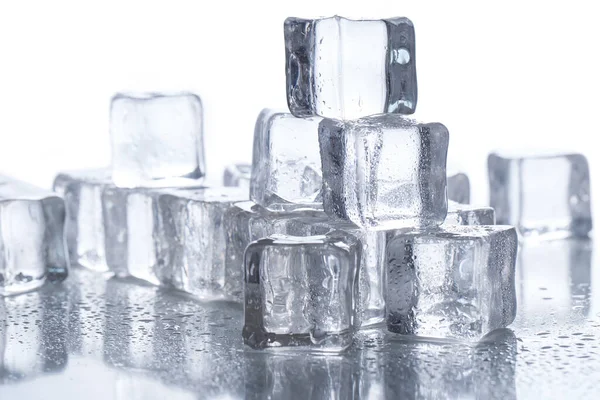Froid Glaçons Congelés Sur Table — Photo