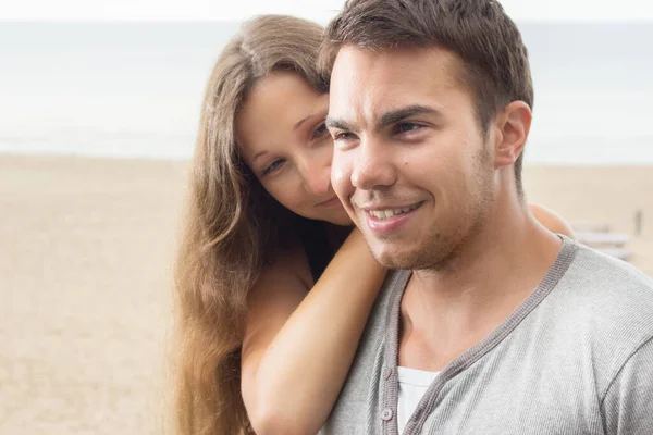 Beautiful Attractive Couple Realxing Sea Beach — Stock Photo, Image