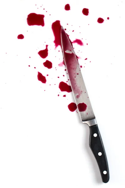 Cinayeti. Kan gölünde bıçak.