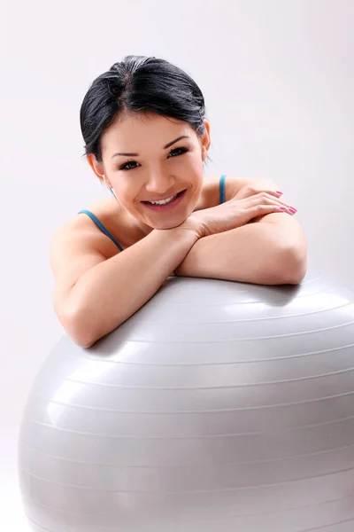 Portrét Fitness Dívky Pózující Studiu Hubnutí Koncepce — Stock fotografie
