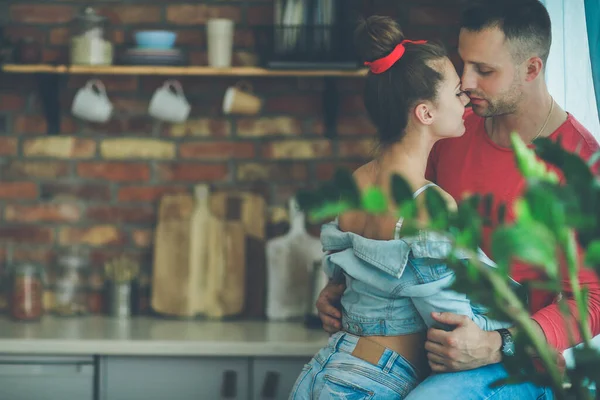 Beziehung Schönes Paar Hause — Stockfoto