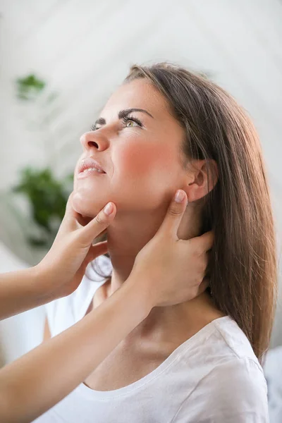 Woman Getting Physical Therapy Professional Doctor — Stock Photo, Image