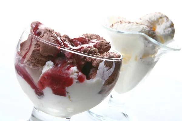 Helado Con Chocolate Rallado — Foto de Stock