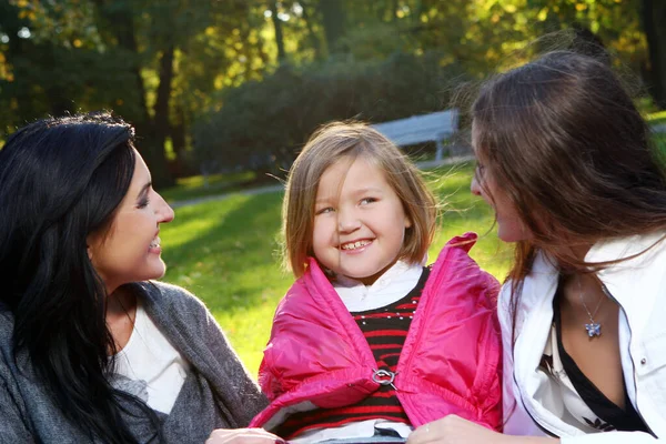 Young Family Taking Healthy Stroll Autumn Park Have Fun — Stock Photo, Image