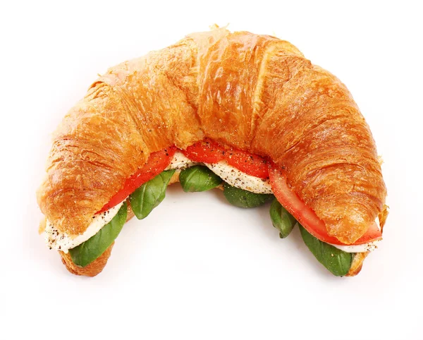 Croissant Mit Basilikum Tomaten Und Mozzarella Auf Weißem Hintergrund — Stockfoto