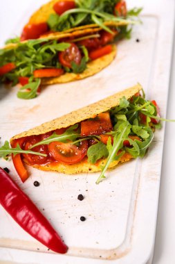 Yiyecekler. Masadaki tako nefis.