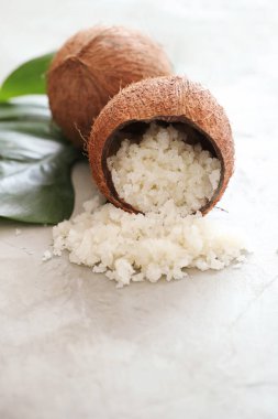 Sağlık ve kaplıca. Masada deniz tuzu