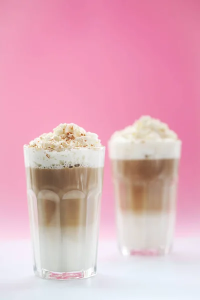 Café Frappe Caramelo Mesa — Fotografia de Stock