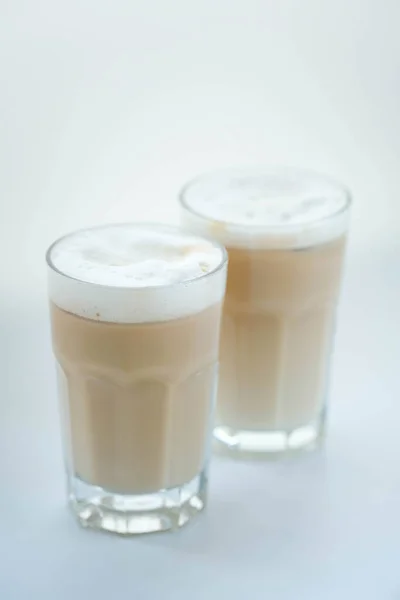 Kaffee Vorhanden Leckerer Latte Mit Schaum Obendrauf — Stockfoto
