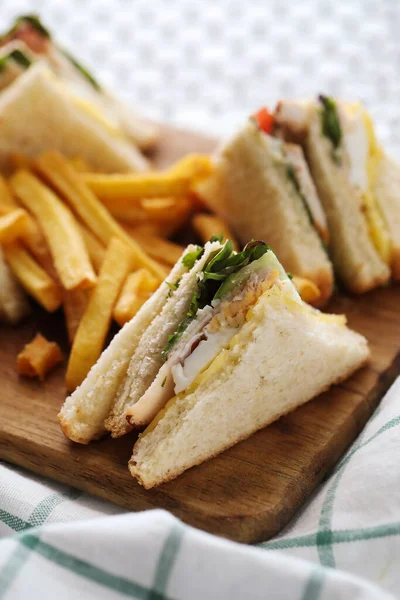 Cibo Delizioso Panino Sul Tavolo — Foto Stock