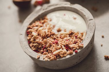 Granola. Masada nefis bir kahvaltı.
