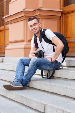 Turist. Tatil boyunca adam