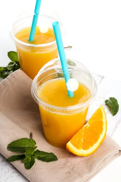 Sinaasappelsap Tafel — Stockfoto