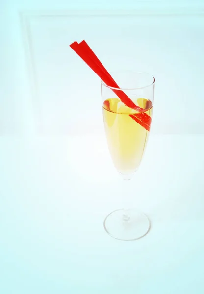 Bicchiere Champagne Sul Tavolo — Foto Stock