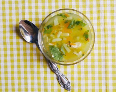 Yiyecekler. Masada nefis bir çorba