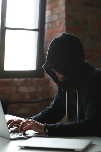 Hacker Vor Seinem Computer — Stockfoto