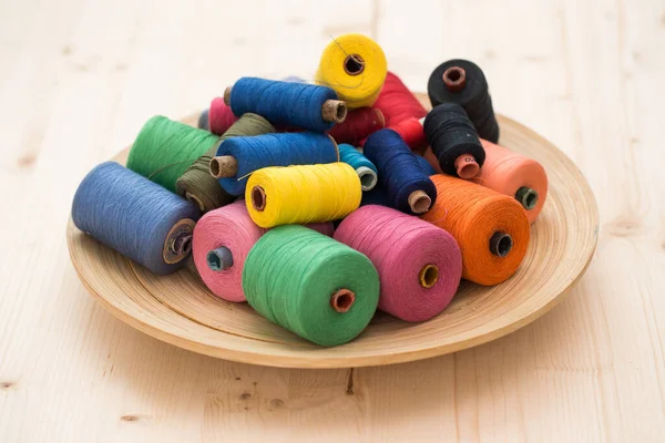 Tailoring Many Colorful Threads Table — Stock Photo, Image