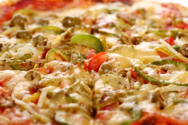 Lezzetli İtalyan pizzasına yakın çekim