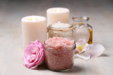 Kozmetoloji. Kavanozda deniz tuzu